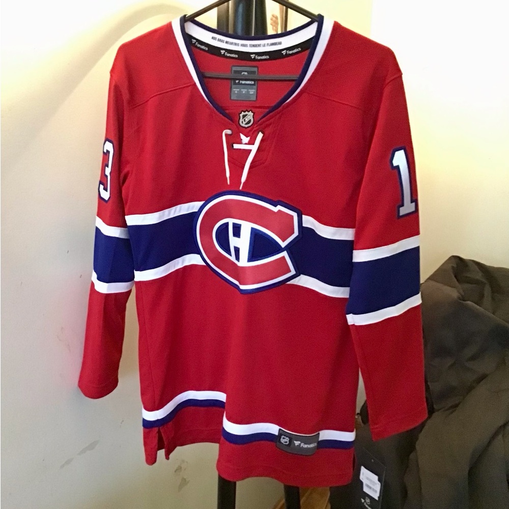 Canadiens Hockey Jersey with Max Domi Number 13 ladies size Small, Brand NWT